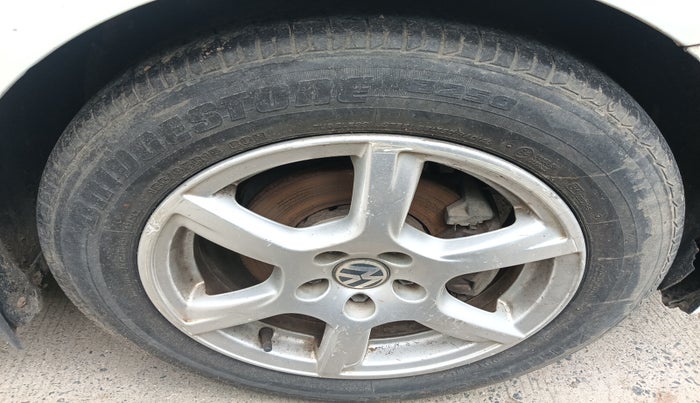 2014 Volkswagen Vento HIGHLINE DIESEL 1.6, Diesel, Manual, 86,691 km, tyre