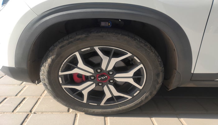 2021 KIA SELTOS GTX PLUS 1.4 PETROL DCT DUAL TONE, Petrol, Automatic, 39,157 km, tyre