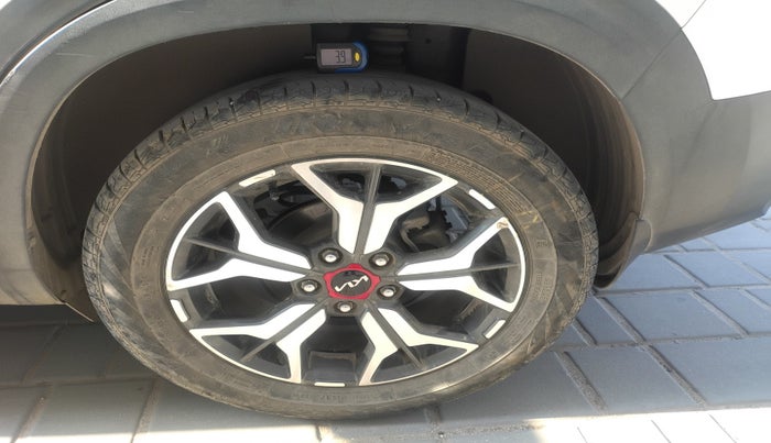 2021 KIA SELTOS GTX PLUS 1.4 PETROL DCT DUAL TONE, Petrol, Automatic, 39,157 km, tyre