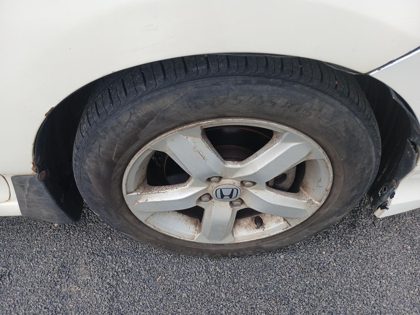 2013 Honda City 1.5L I-VTEC S AT, Petrol, Automatic, 1,08,145 km, tyre