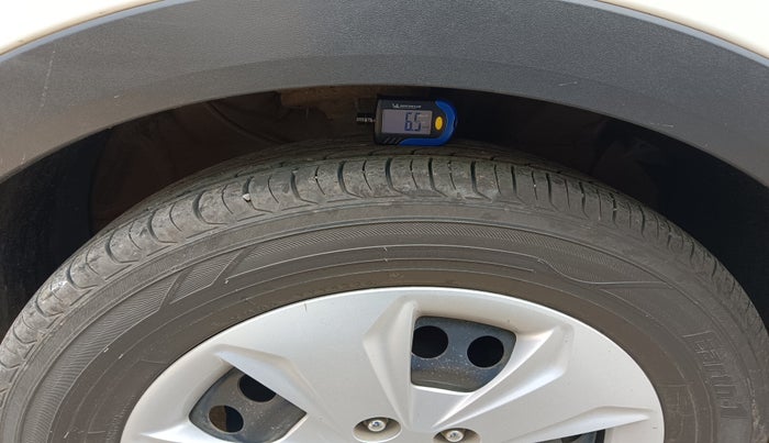2019 Hyundai Creta E PLUS 1.6 PETROL, Petrol, Manual, 87,218 km, tyre