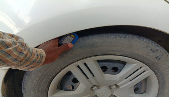 2011 Honda City 1.5L I-VTEC E MT, Petrol, Manual, 1,50,000 km, tyre