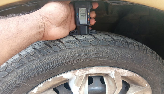 2015 Datsun Go Plus T, Petrol, Manual, 82,109 km, tyre