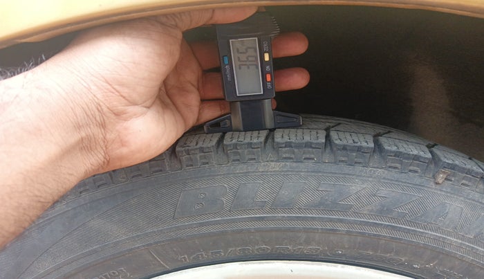 2015 Datsun Go Plus T, Petrol, Manual, 82,109 km, tyre