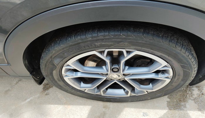 2021 Skoda KUSHAQ STYLE 1.5L TSI MT, Petrol, Manual, 54,175 km, tyre
