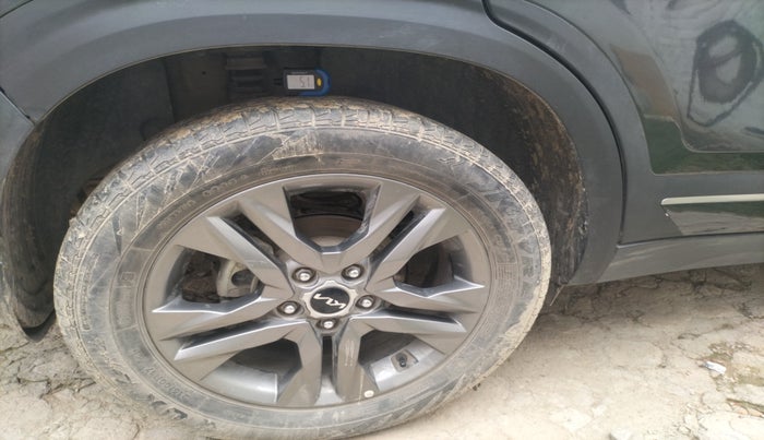 2023 KIA SELTOS  HTX 1.5 PETROL MT, Petrol, Manual, 40,700 km, tyre