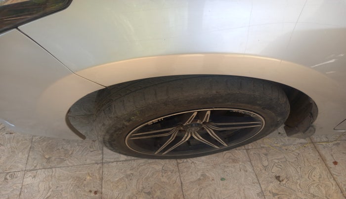 2015 Toyota Corolla Altis J+ PETROL, Petrol, Manual, 81,925 km, tyre