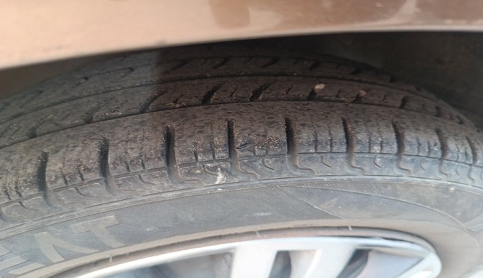 2010 Maruti Zen Estilo VXI, Petrol, Manual, 79,330 km, tyre