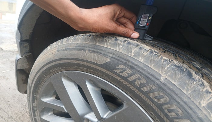 2021 Tata Safari XT PLUS, Diesel, Manual, 58,057 km, tyre