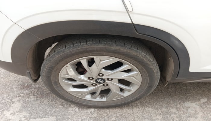 2021 Hyundai Creta SX 1.5 PETROL, Petrol, Manual, 38,267 km, tyre