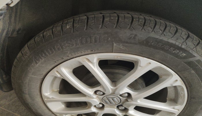 2019 Maruti Swift ZXI, Petrol, Manual, 65,919 km, tyre