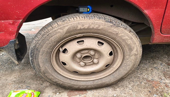 2010 Maruti Eeco 5 STR WITH A/C+HTR, Petrol, Manual, 67,169 km, tyre