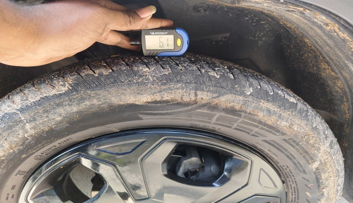 2022 Tata PUNCH ACCOMPLISHED MT, Petrol, Manual, 41,300 km, tyre