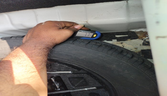 2022 Tata PUNCH ACCOMPLISHED MT, Petrol, Manual, 41,300 km, tyre