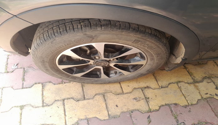 2021 Tata NEXON XZA PLUS PETROL, Petrol, Automatic, 39,137 km, tyre