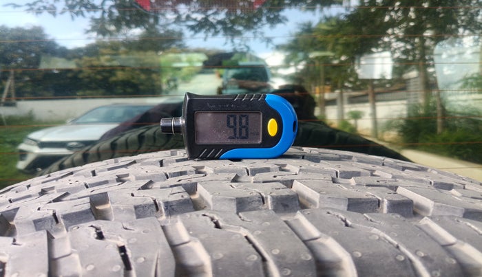 2021 Mahindra Thar LX PETROL HT 4WD AT, Petrol, Automatic, 36,841 km, tyre