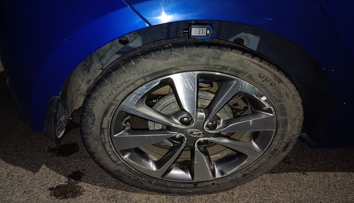 2015 Hyundai Elite i20 ASTA 1.4 CRDI, Diesel, Manual, 33,335 km, tyre