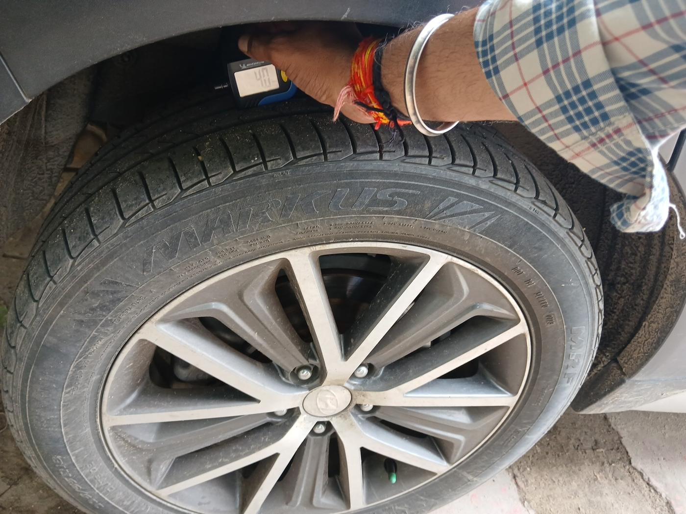 2018 Hyundai Tucson GLS 4WD AT DIESEL, Diesel, Automatic, 1,44,607 km, tyre