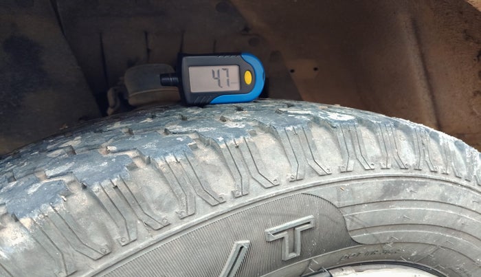 2012 Mahindra Bolero ZLX BS IV, Diesel, Manual, 1,92,022 km, tyre