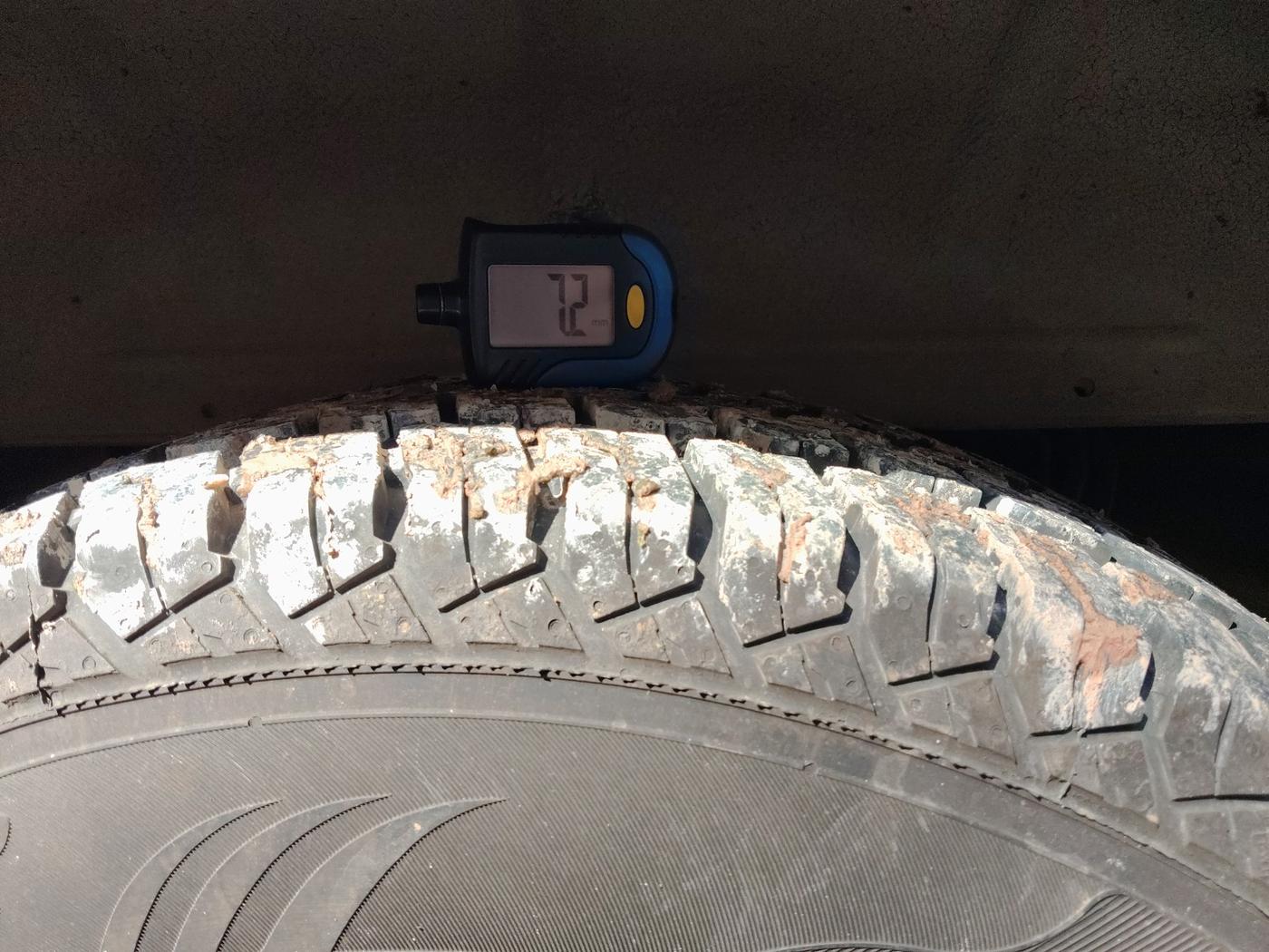 2012 Mahindra Bolero ZLX BS IV, Diesel, Manual, 1,92,022 km, tyre