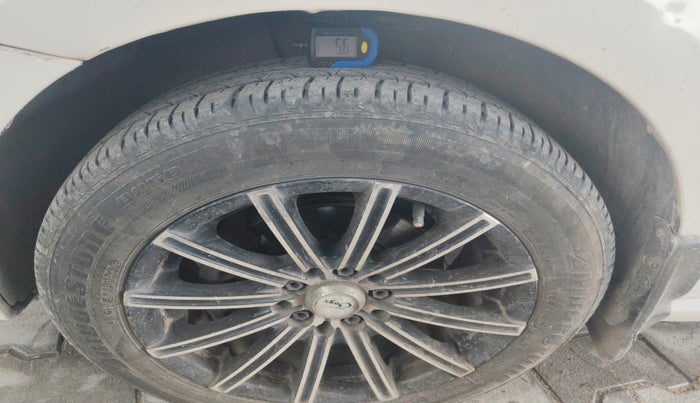 2013 Volkswagen Polo COMFORTLINE 1.2L PETROL, Petrol, Manual, 81,870 km, tyre