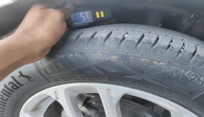2018 Maruti Swift ZXI, Petrol, Manual, 58,953 km, tyre