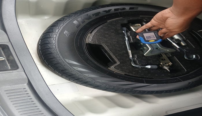 2021 Maruti S Cross ZETA AT 1.5, Petrol, Automatic, 39,088 km, tyre