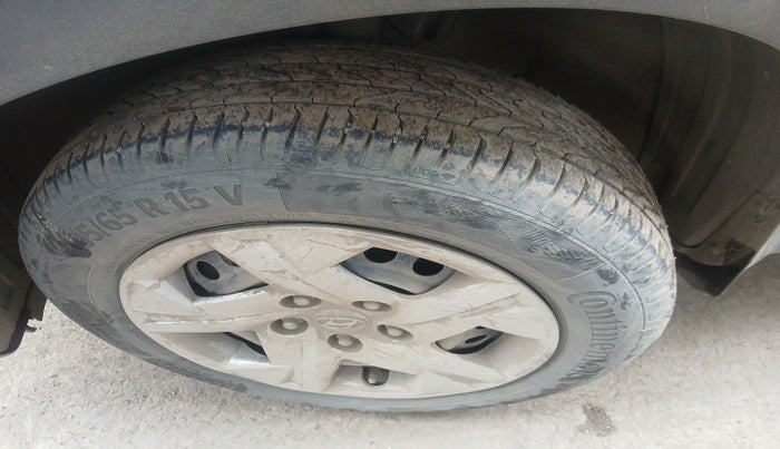 2021 Hyundai VENUE S+ 1.2, Petrol, Manual, 58,824 km, tyre