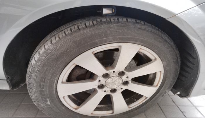 2012 Mercedes Benz C Class 220 CDI CLASSIC, Diesel, Automatic, 91,429 km, tyre