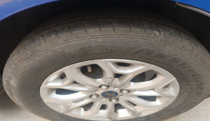 2015 Ford Ecosport TITANIUM 1.5L DIESEL, Diesel, Manual, 74,614 km, tyre