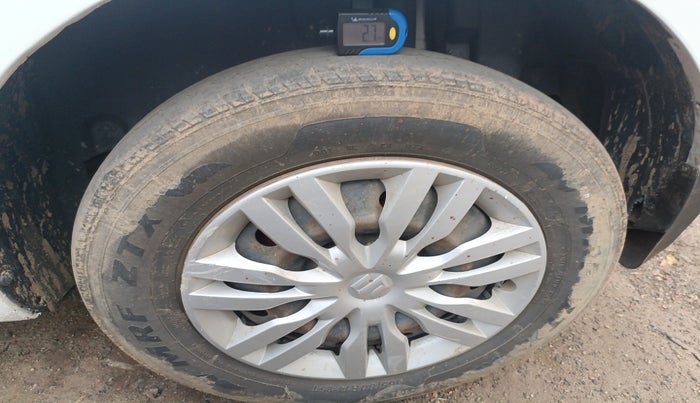 2014 Maruti Swift VDI, Diesel, Manual, 64,984 km, tyre