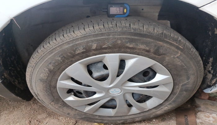 2014 Maruti Swift VDI, Diesel, Manual, 64,984 km, tyre