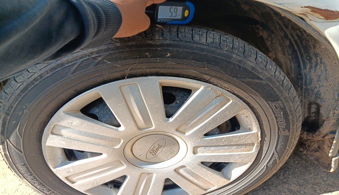 2010 Ford Figo ZXI 1.2 PETROL, Petrol, Manual, 48,525 km, tyre