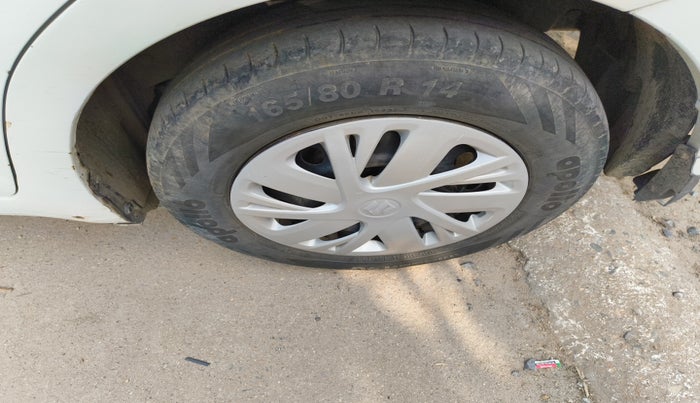 2013 Maruti Swift Dzire TOUR DIESEL, Diesel, Manual, 1,44,900 km, tyre