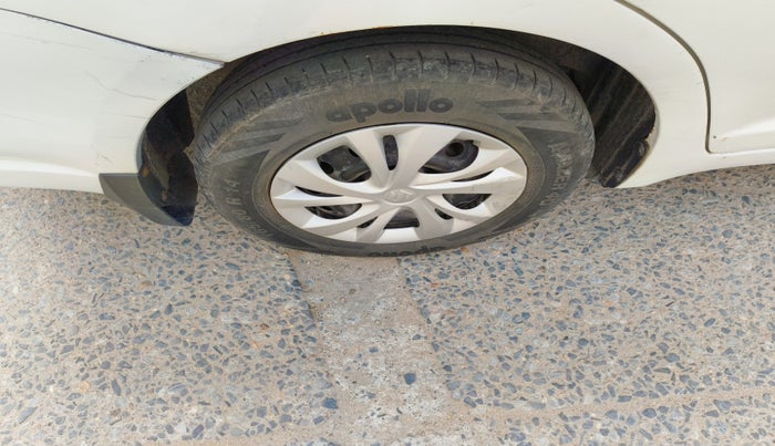 2013 Maruti Swift Dzire TOUR DIESEL, Diesel, Manual, 1,44,900 km, tyre