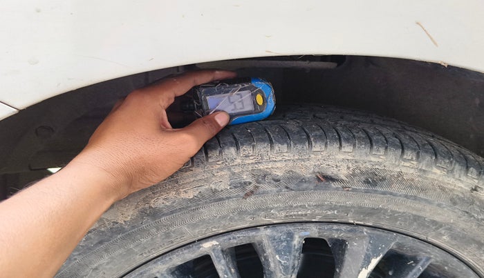 2021 Maruti Ertiga VXI CNG, Petrol, Manual, 1,00,440 km, tyre