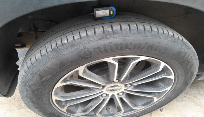 2021 KIA SONET HTK PLUS 1.5 AT, Diesel, Automatic, 70,786 km, tyre