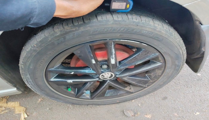 2019 Skoda Rapid STYLE 1.6 MPI, Petrol, Manual, 55,946 km, tyre