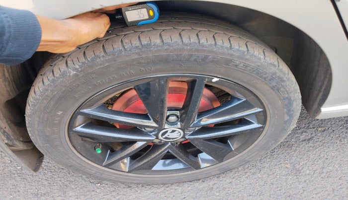 2019 Skoda Rapid STYLE 1.6 MPI, Petrol, Manual, 55,946 km, tyre