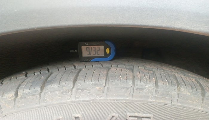 2023 Mahindra XUV700 AX 5 D AT 7 STR, Diesel, Automatic, 86,038 km, tyre