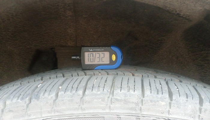 2023 Mahindra XUV700 AX 5 D AT 7 STR, Diesel, Automatic, 86,038 km, tyre