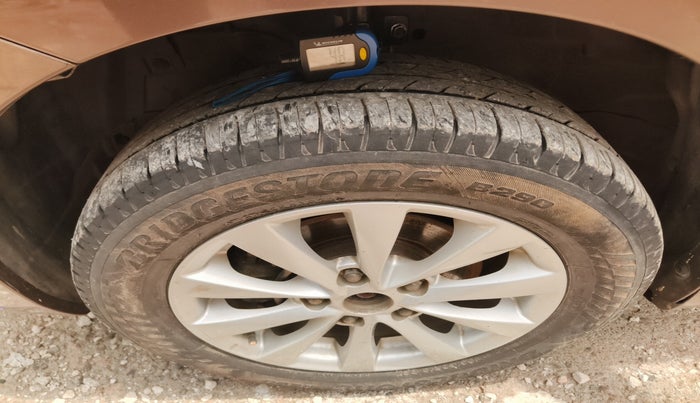2014 Maruti Ertiga ZDI, Diesel, Manual, 78,260 km, tyre