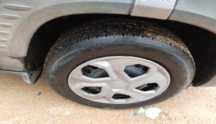 2024 Maruti BREZZA LXI, Petrol, Manual, 33,291 km, tyre