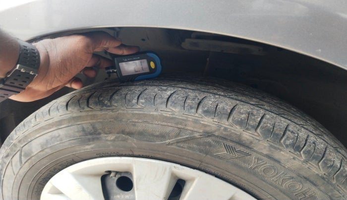 2014 Maruti Swift Dzire VXI, Petrol, Manual, 83,915 km, tyre
