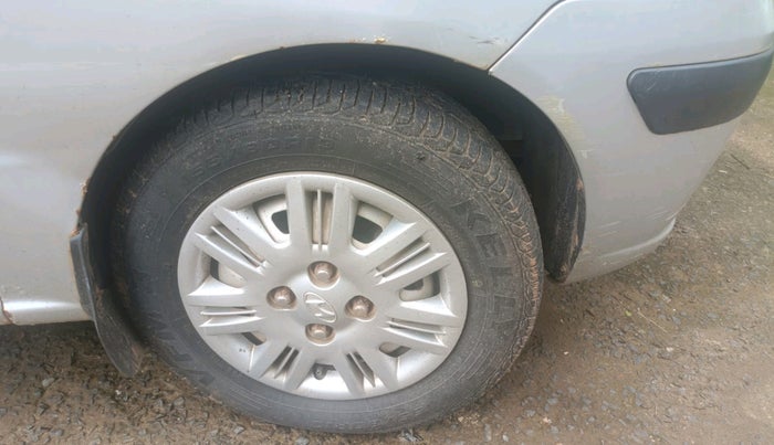 2011 Hyundai Santro Xing GL PLUS, Petrol, Manual, 1,38,158 km, tyre