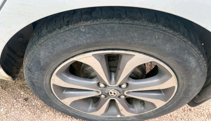 2015 Hyundai Xcent SX 1.1 CRDI (O), Diesel, Manual, 1,51,321 km, tyre