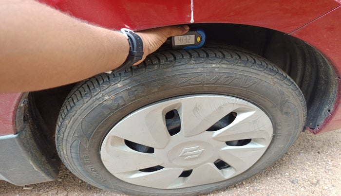 2018 Maruti Celerio VXI, Petrol, Manual, 27,520 km, tyre