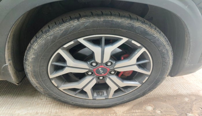 2022 KIA SELTOS GTX PLUS AT 1.5 DIESEL, Diesel, Automatic, 55,677 km, tyre