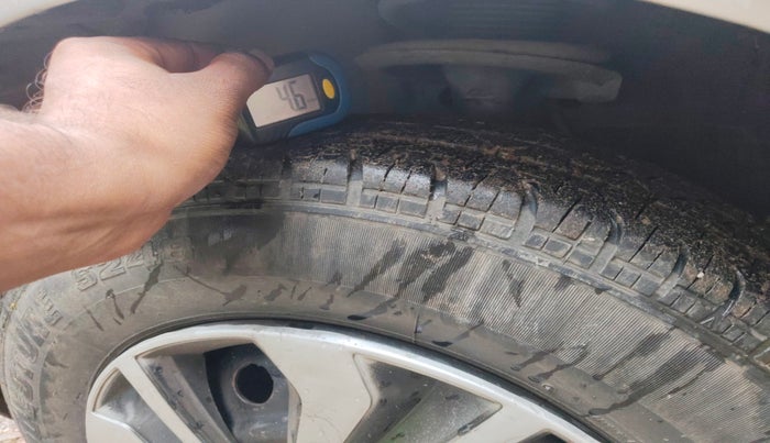 2012 Maruti Ritz VXI, Petrol, Manual, 75,995 km, tyre