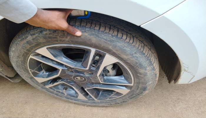 2022 Tata Tiago XZA PLUS PETROL, Petrol, Automatic, 21,698 km, tyre